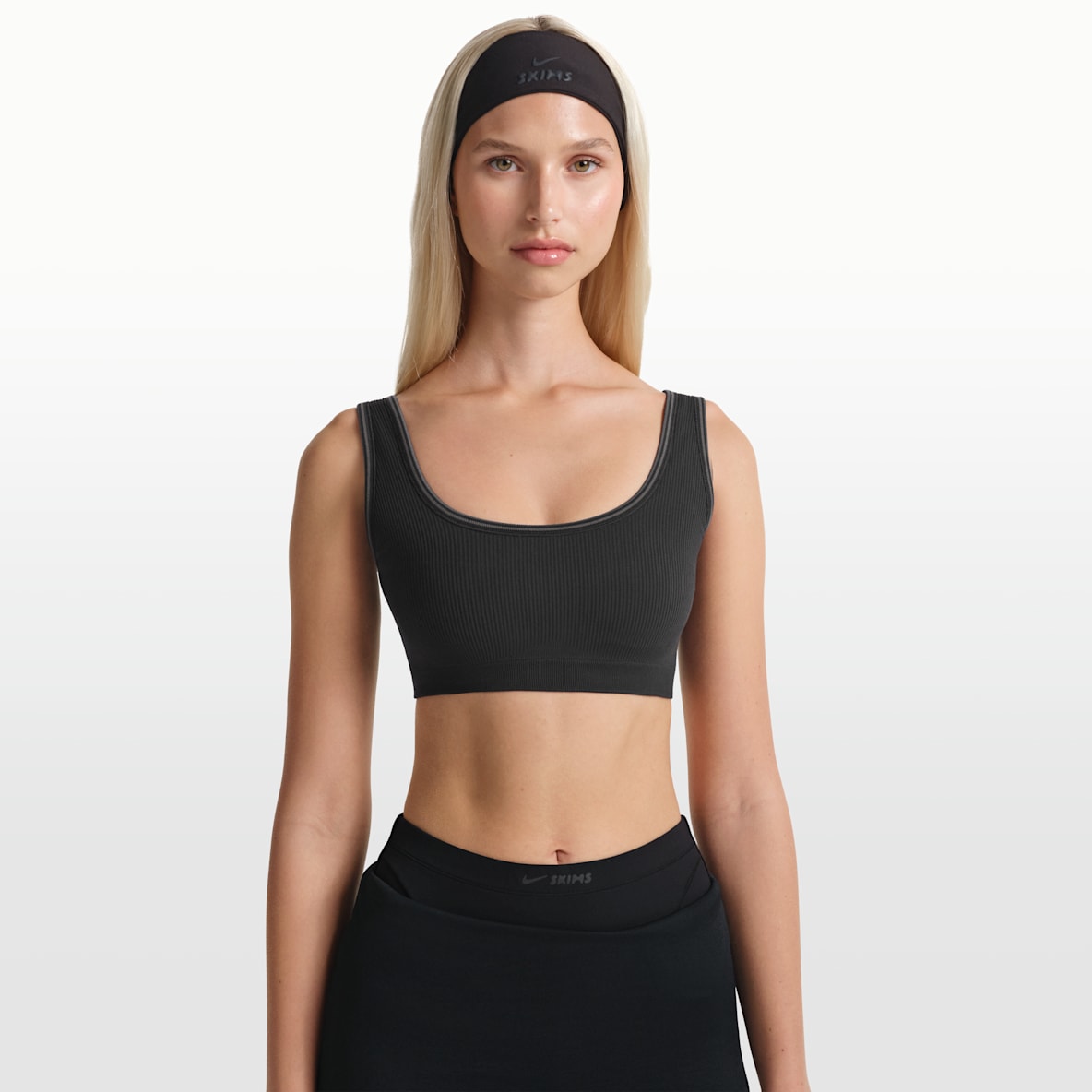 NikeSKIMS Ribbed Seamless Women's Scoop Bra