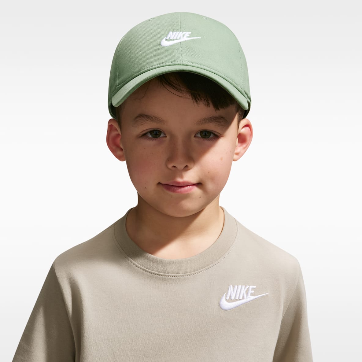 Nike Gorra con visera curveada Futura infantil