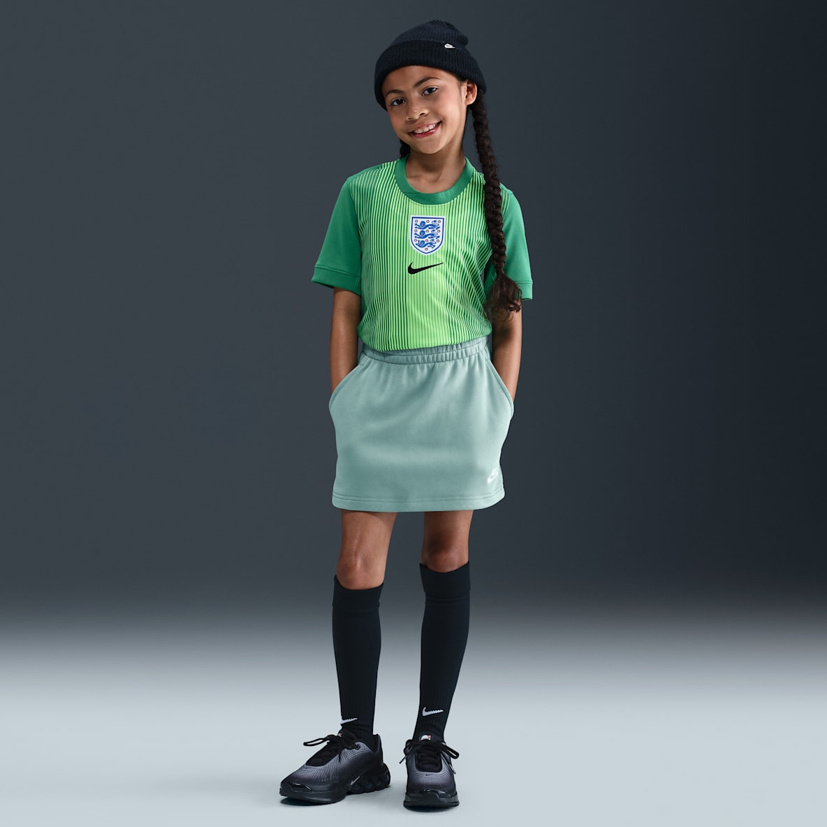 Nike Sportswear Club Falda de French Terry para niñas talla grande
