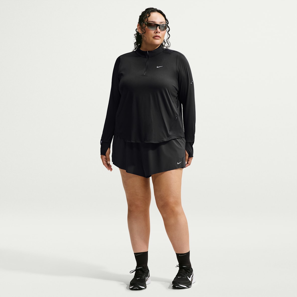 Nike Swift Shorts de correr Dri-FIT de tiro medio 2 en 1 para mujer (talla grande)
