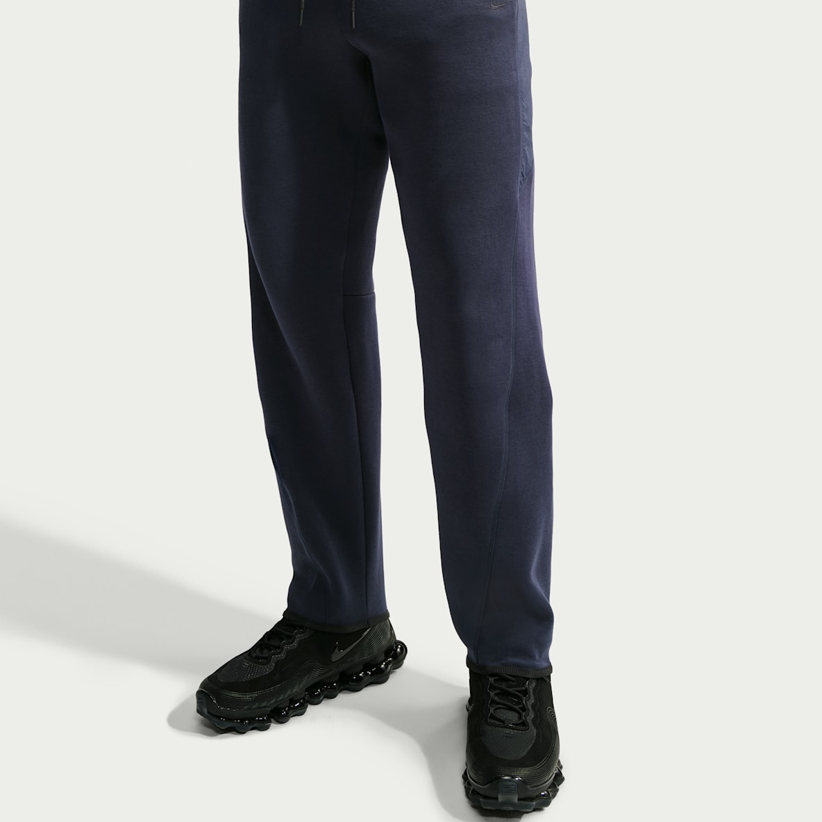 Nike Tech  Men's Fleece Tapered Pants