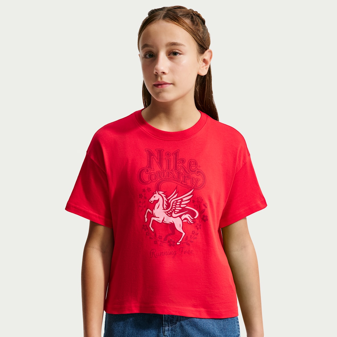 Nike Sportswear Big Kids' (Girls') T-Shirt