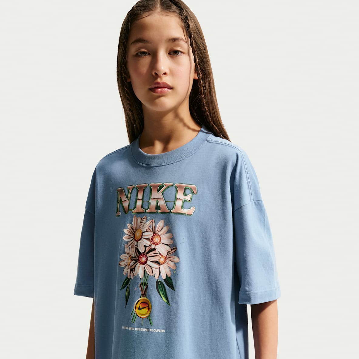Nike Sportswear Big Kids' (Girls') Oversized T-Shirt