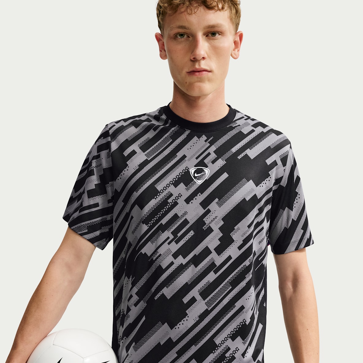 Nike Academy+ Men's Dri-FIT Football Short-Sleeve Top