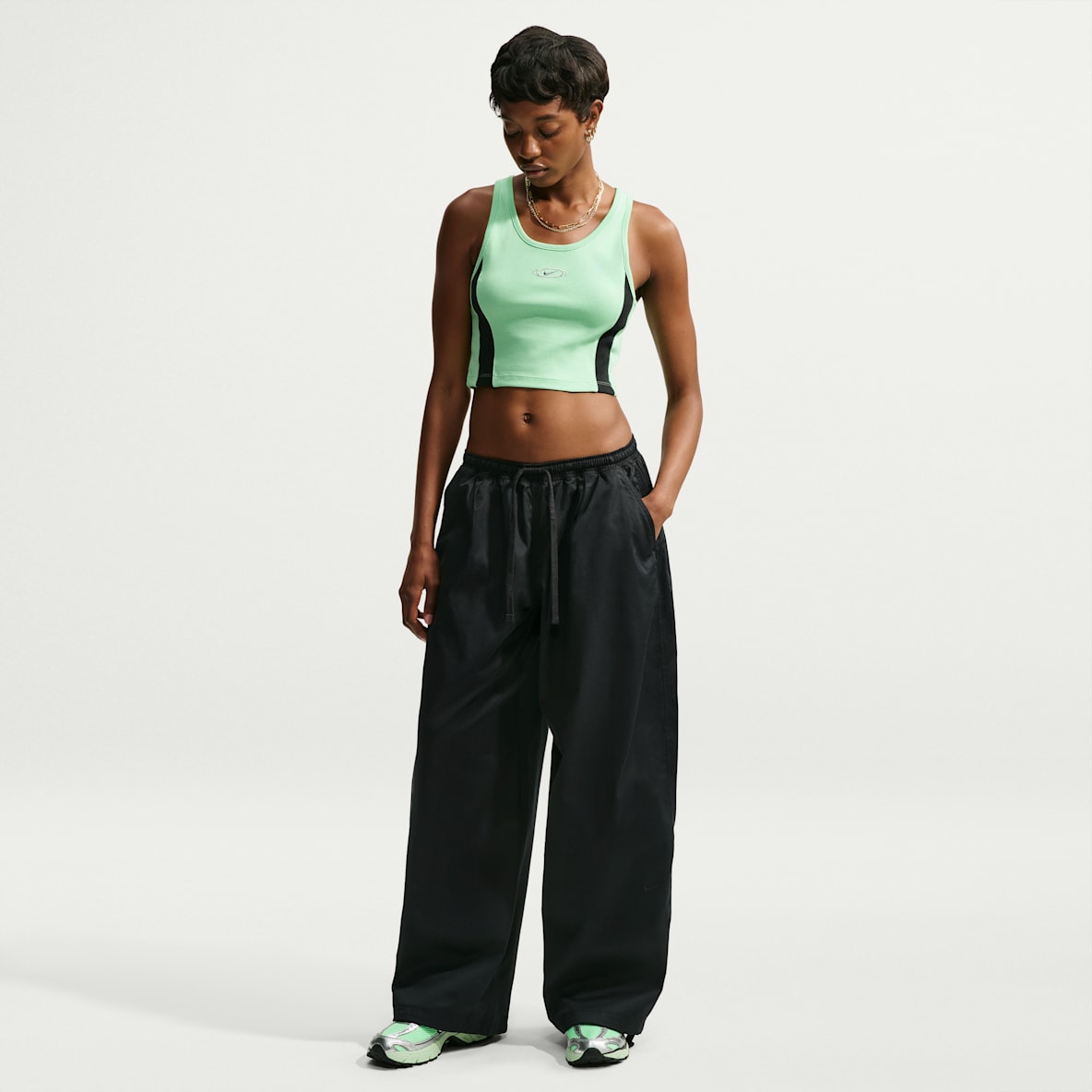 Nike Sportswear Pantaloni utility oversize a vita bassa – Donna