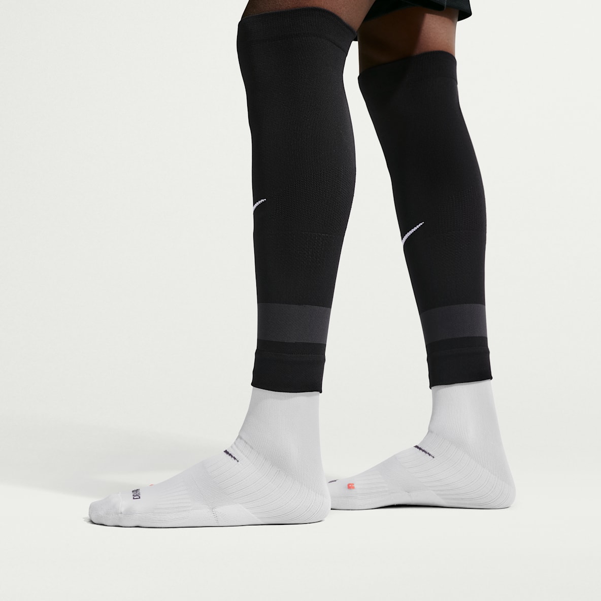 Nike VaporFast Soccer Leg-Sleeve (1 Pair)