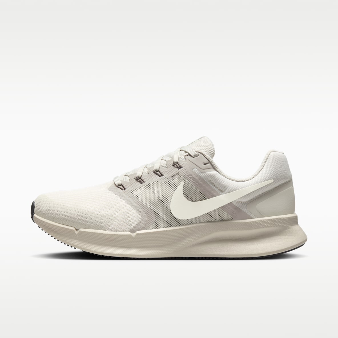 Nike Run Swift 3 Tenis de correr en pavimento para mujer
