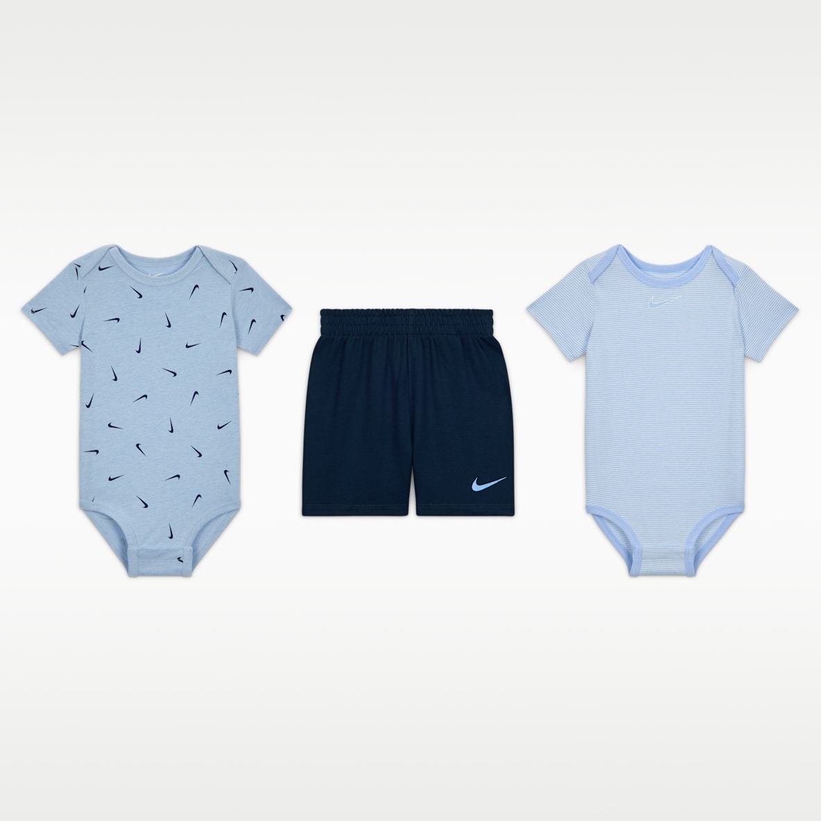 Nike エッセンシャル ベビー ストライプ スウッシュフェティ スリーピース セットアップ