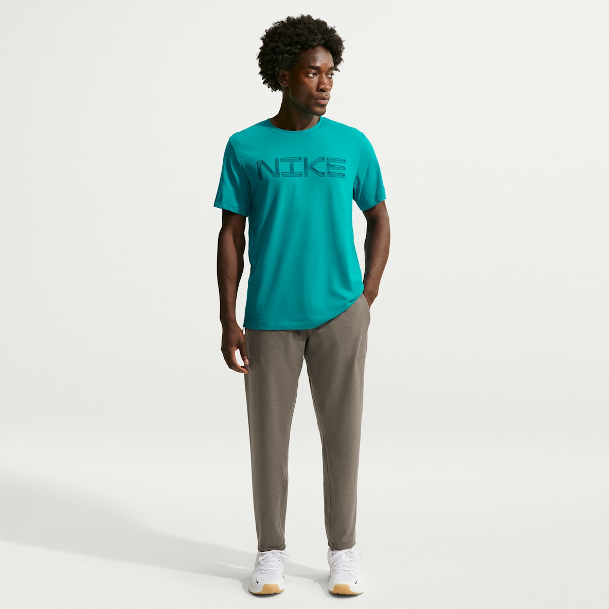 Nike Primary NanoKnit Men's Dri-FIT UV Protection Performance Tracksuit Bottoms