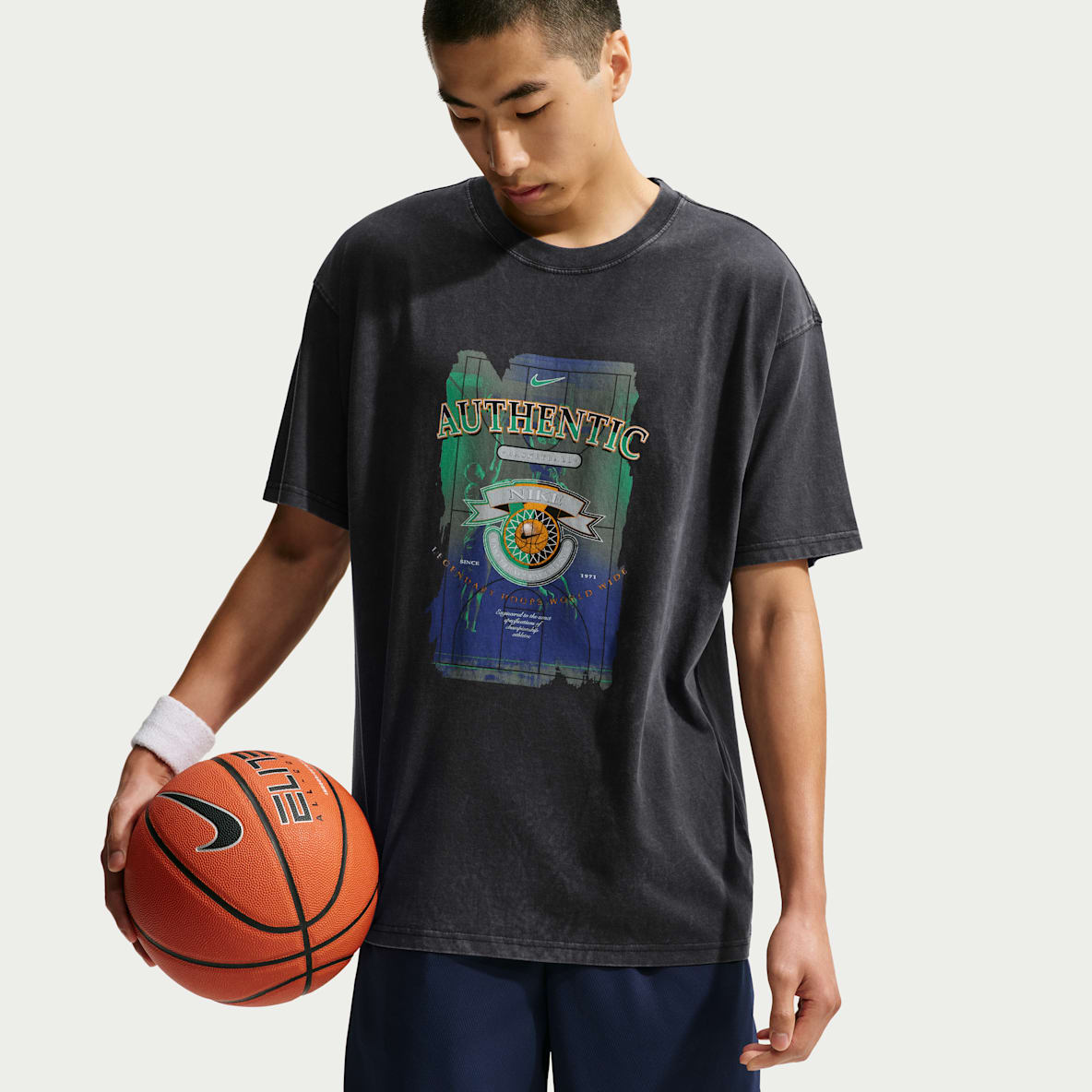 Nike Men's Basketball T-shirt