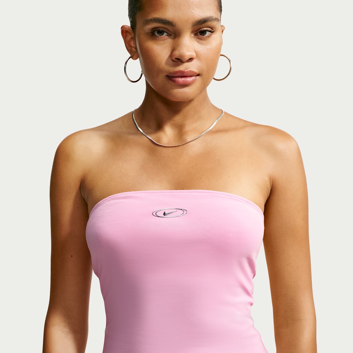 Nike Sportswear Top tipo tubo ajustado para mujer
