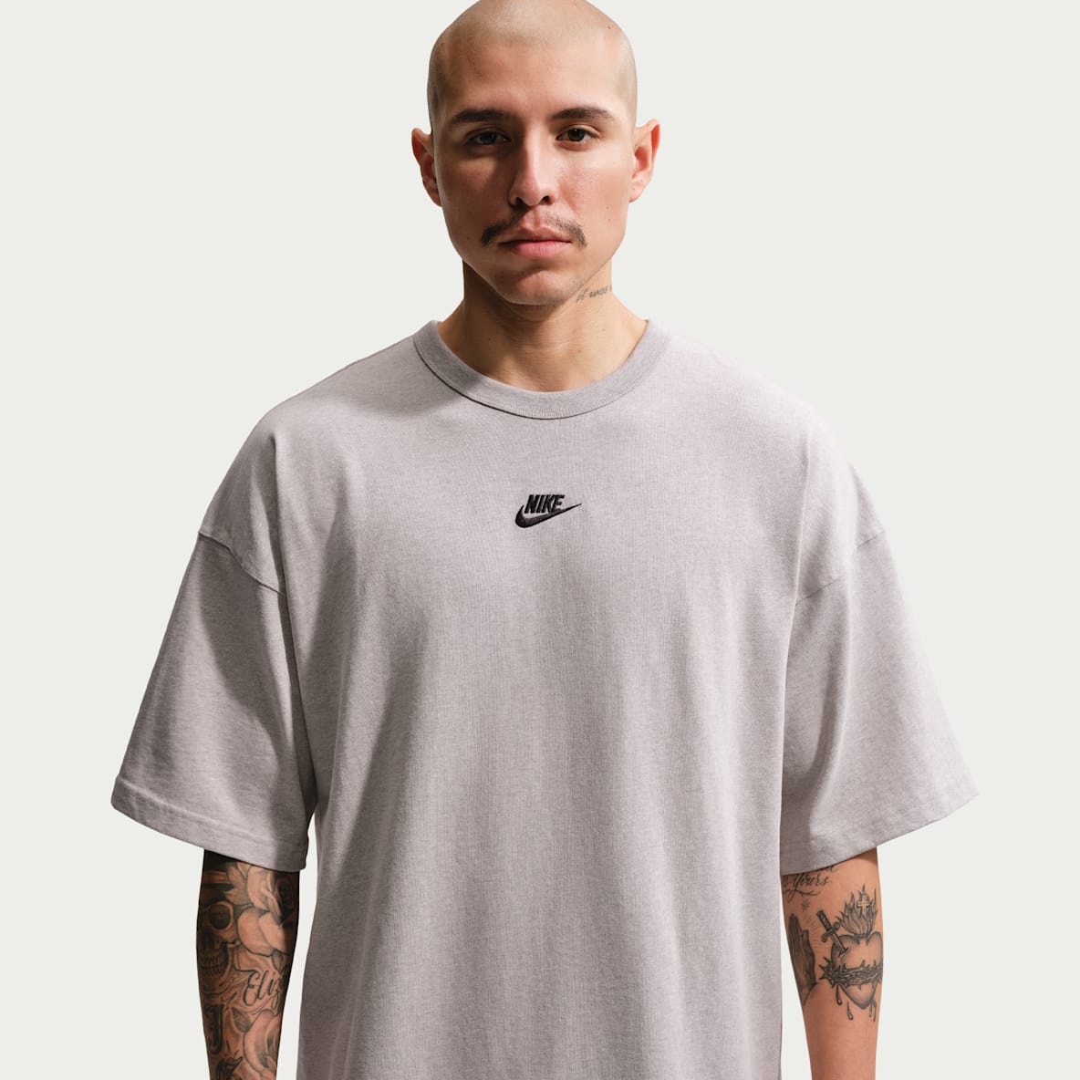 Nike Sportswear Premium Essentials Men's Oversized T-Shirt