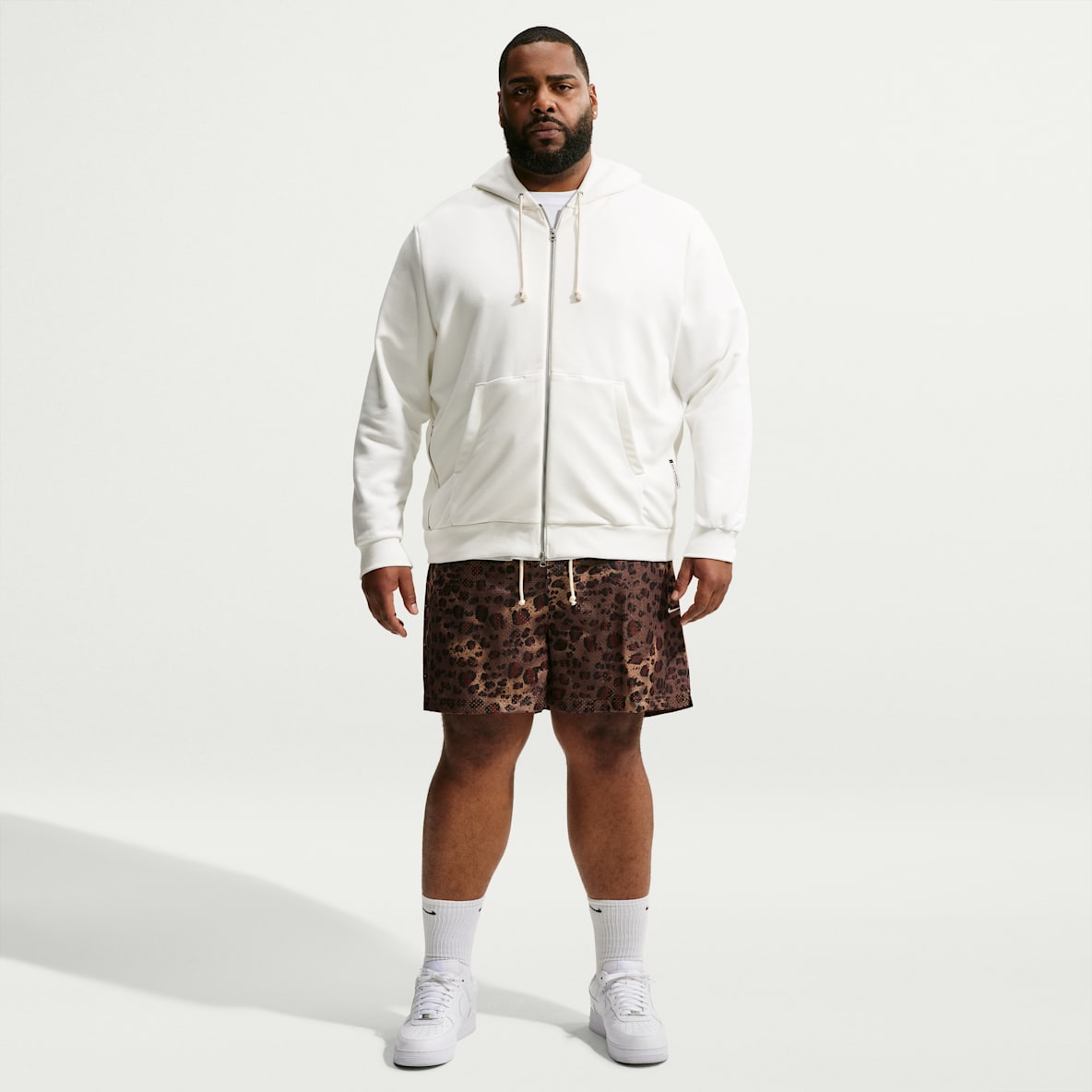 Nike Standard Issue Men's 5" Basketball Shorts