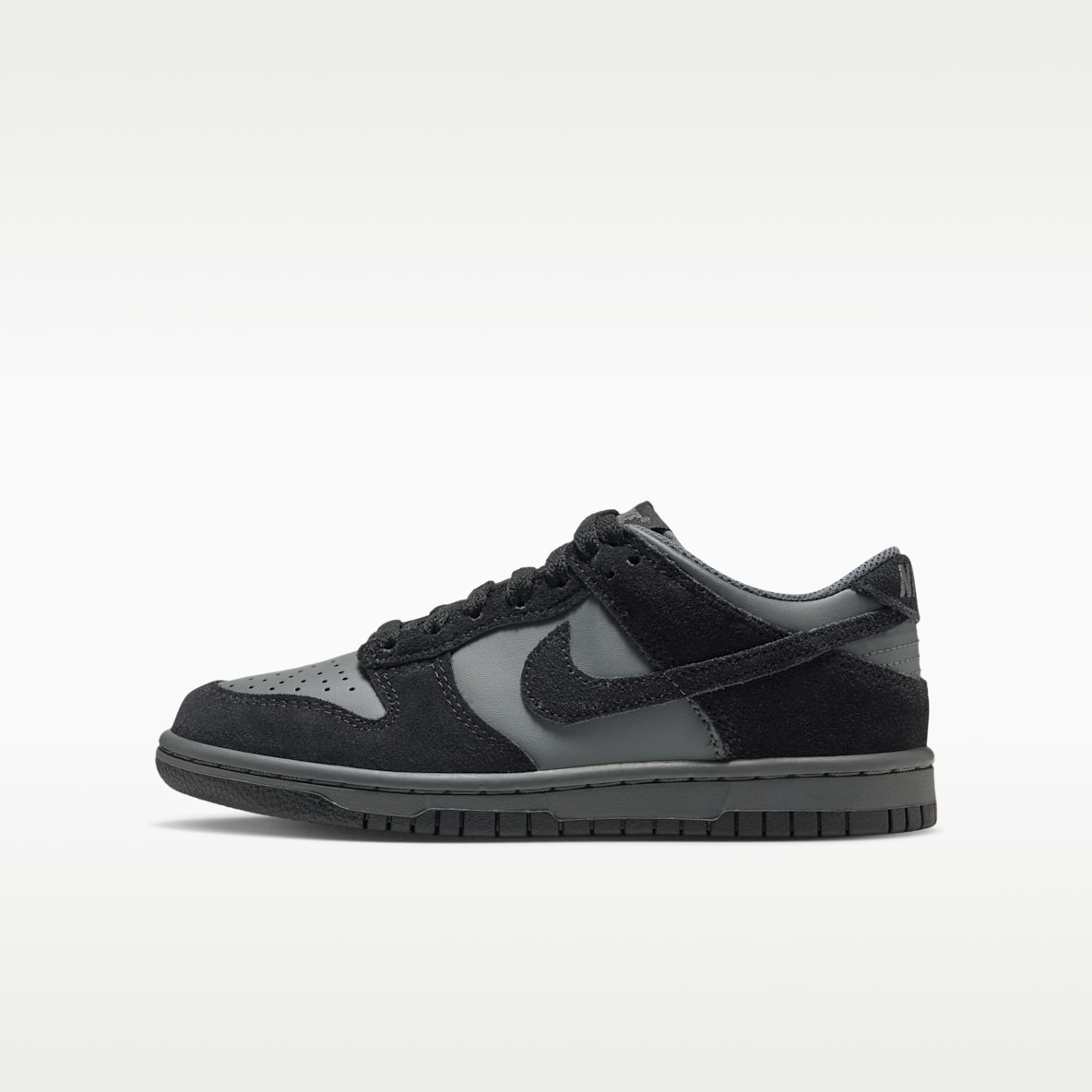 Nike Dunk Low Suede Tenis para niños grandes