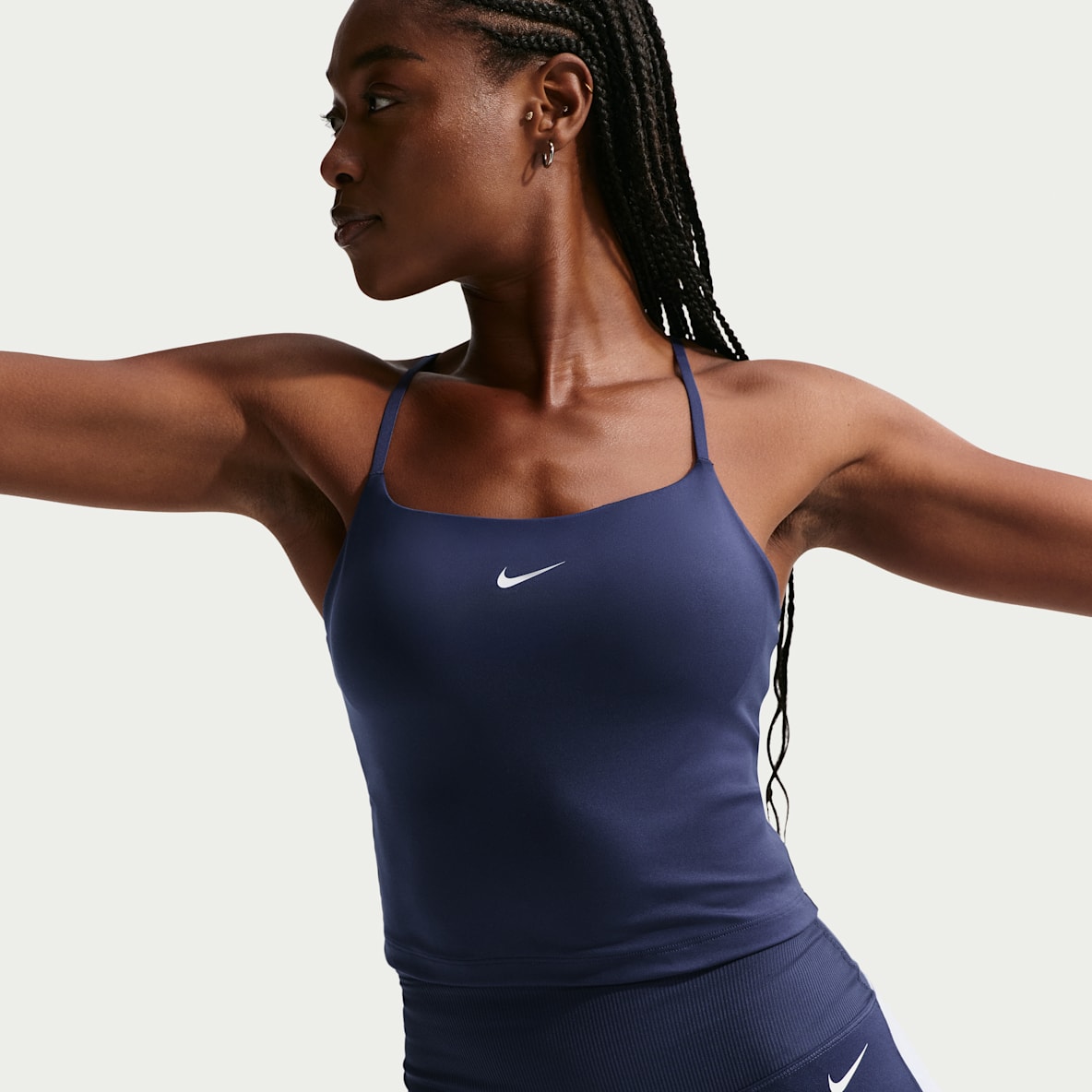 Nike One Tank top με αθλητικό ρυθμιζόμενο στηθόδεσμο μέτριας στήριξης με ενίσχυση