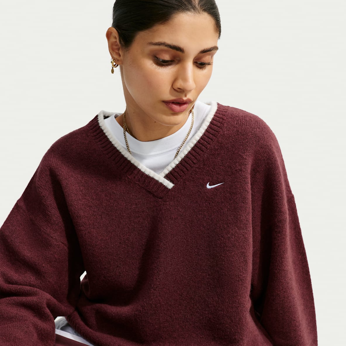 Nike Sportswear Chill Knit Women's Loose V-Neck Sweater