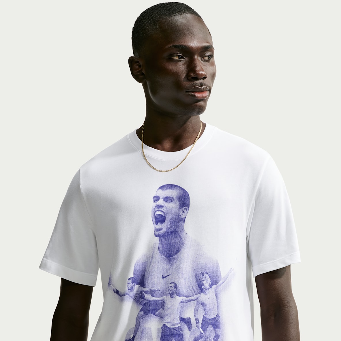 Carlos Alcaraz Playera de tenis con gráfico NikeCourt Dri-FIT para hombre