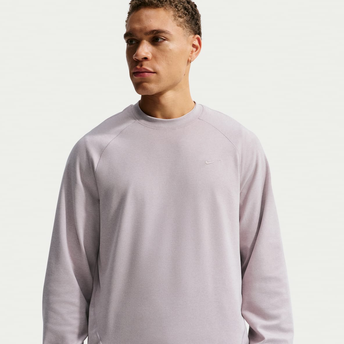 Nike Primary NanoKnit Playera de alto rendimiento de manga larga Dri-FIT con protección contra los rayos UV para hombre