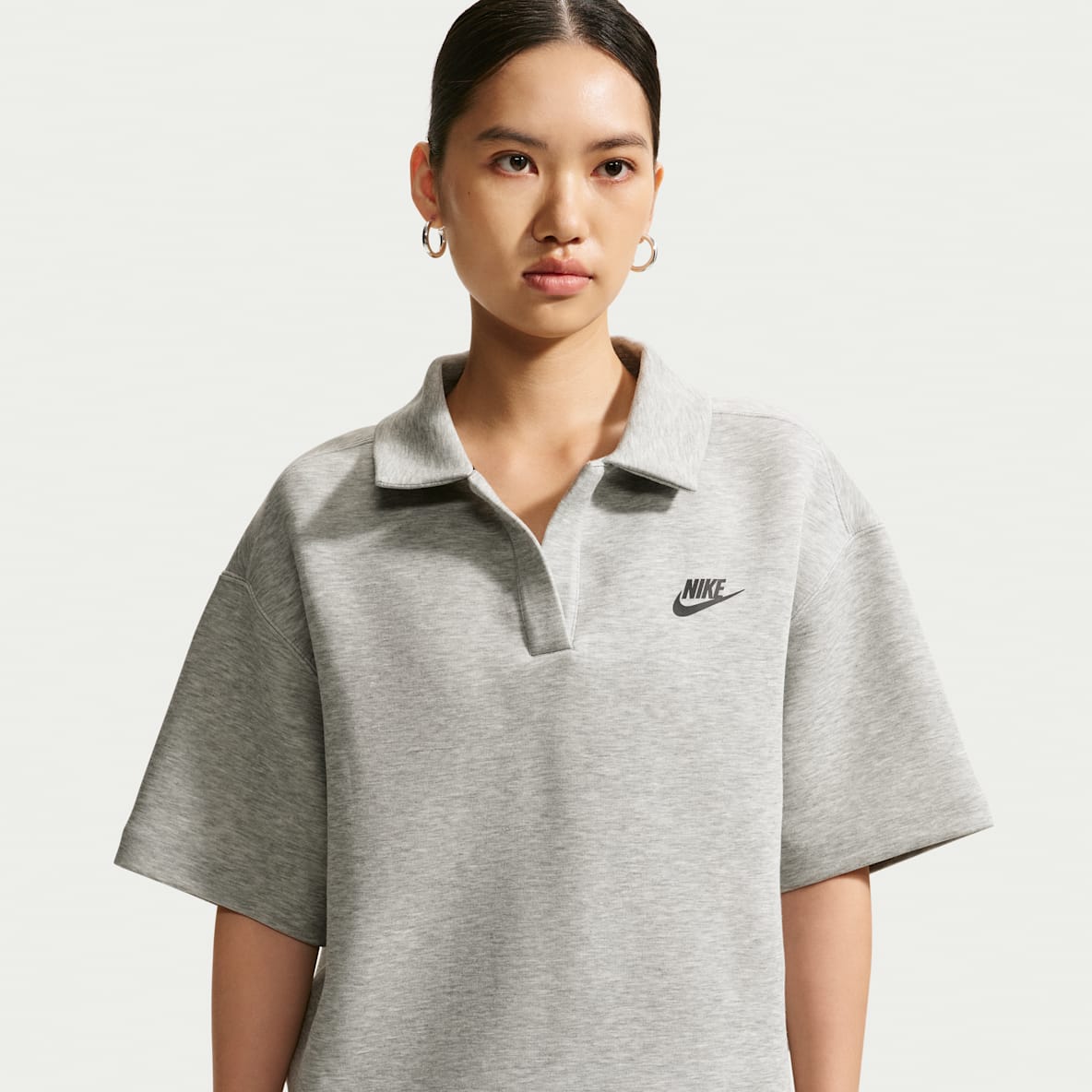 Nike Sportswear Tech Fleece 女款寬版有領衫