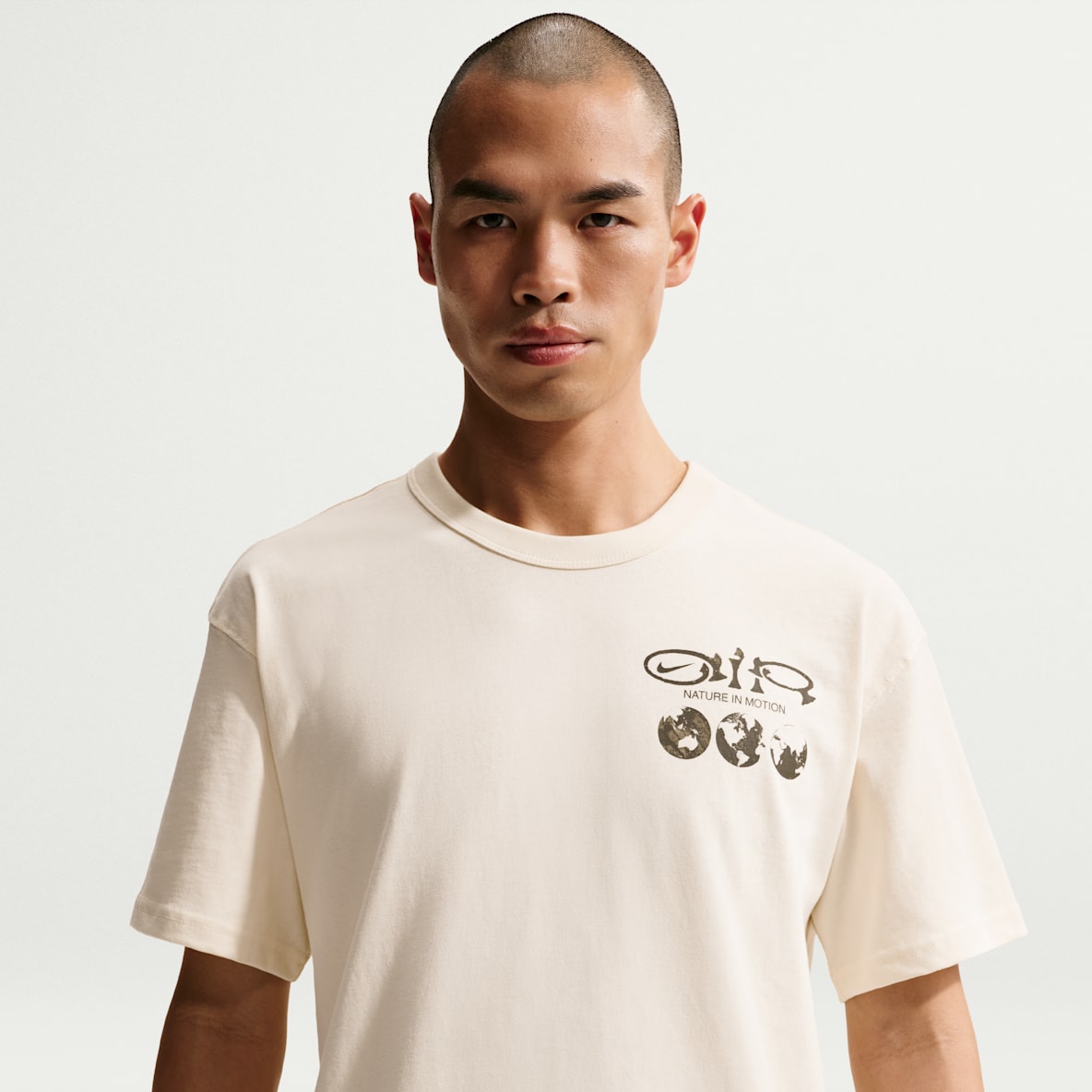 나이키 스포츠웨어 프리미엄 에센셜 티셔츠