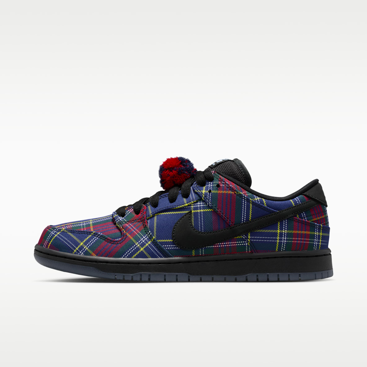 Nike SB Dunk Low Pro Skate Shoes
