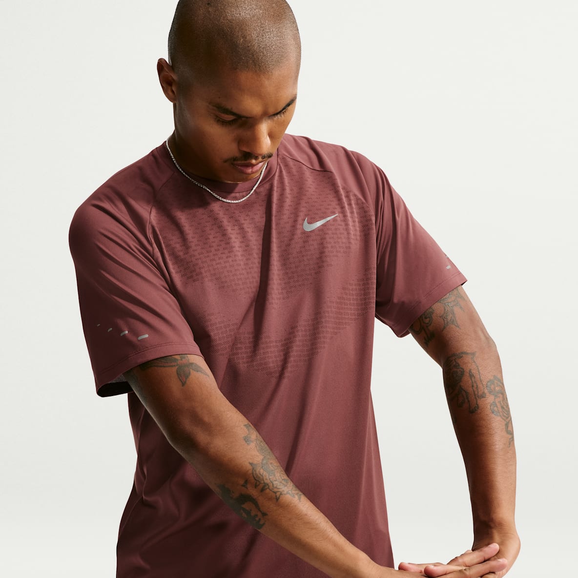 Nike Stride 男款 Dri-FIT ADV 短袖跑步上衣