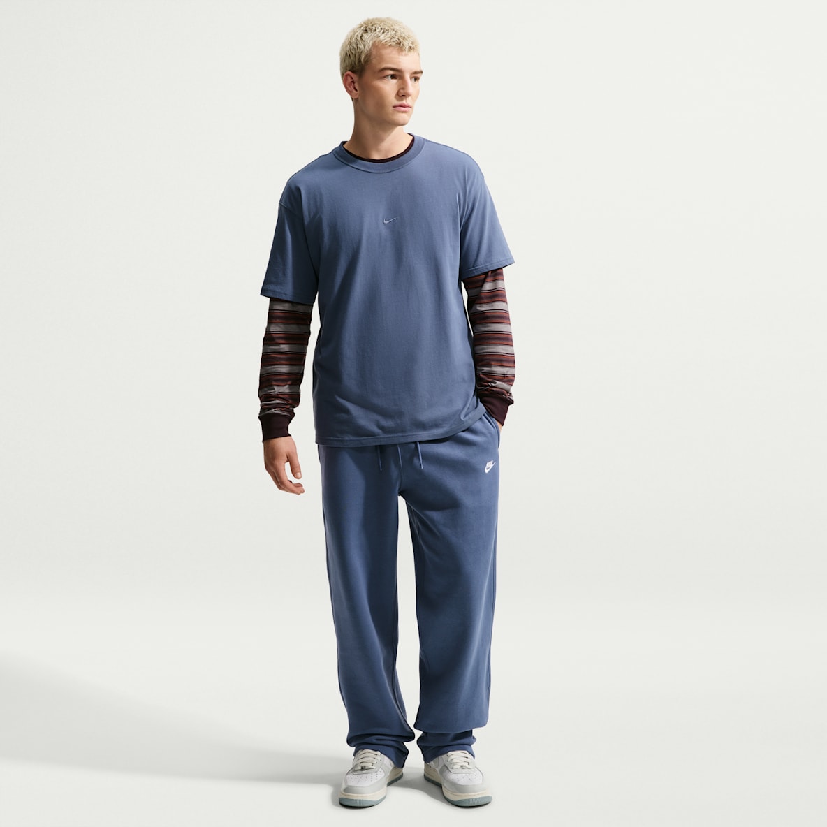 Nike Club Men's Open-Hem Fleece Pants
