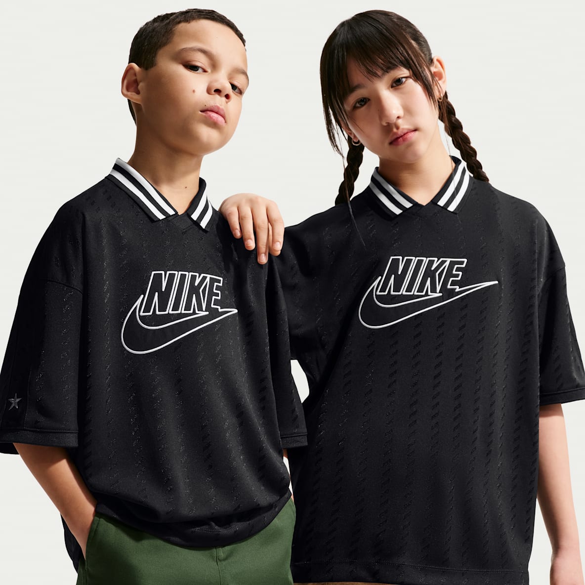 Nike Sportswear Older Kids' Short-Sleeve Jersey
