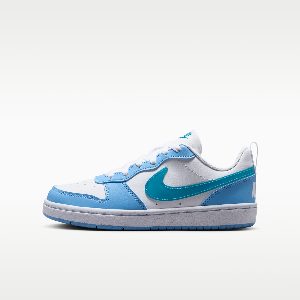 NikeCourt Borough Low Older Kids' Shoes