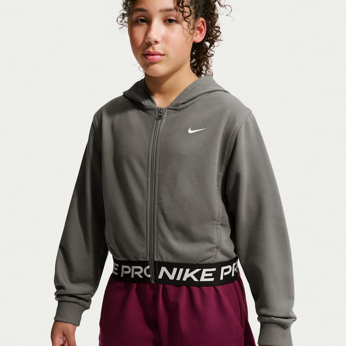 Nike Pro Fleece Older Kids' (Girls') Dri-FIT Full-Zip Hoodie