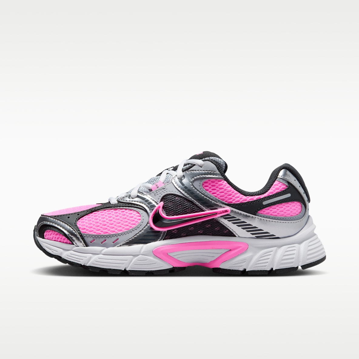 Nike V5 RNR Tenis para mujer con detalles reflectantes