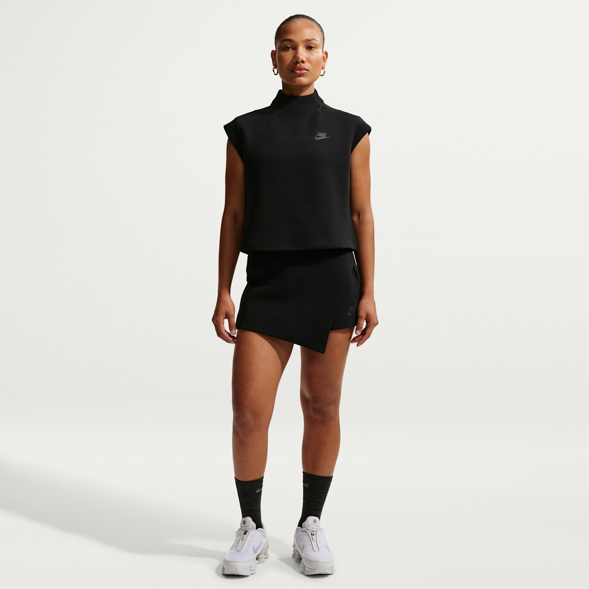 Nike Sportswear Tech Fleece Women's Mid-Rise Skort