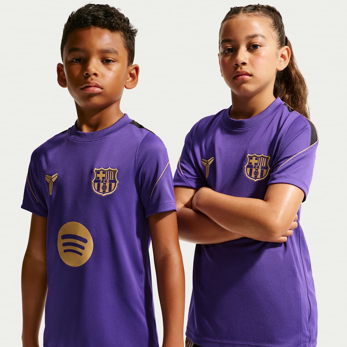 FC Barcelona Strike Away Maglia da calcio a manica corta Dri-FIT Kobe – Ragazzo/a