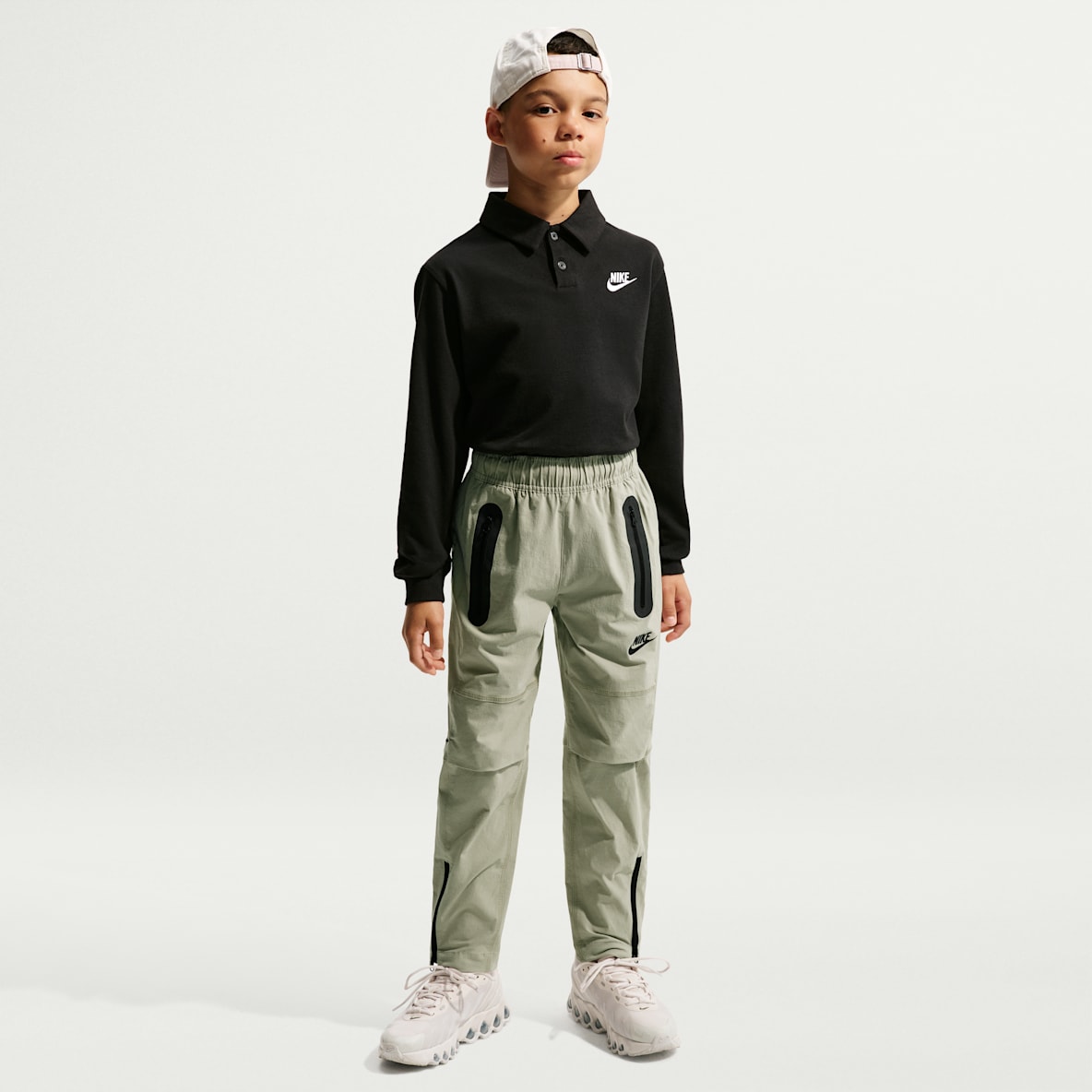Nike Tech Older Kids' (Boys') Woven Trousers