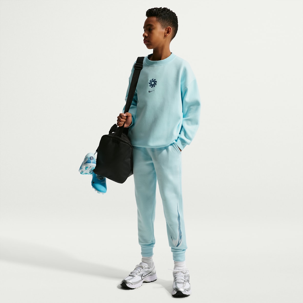 Erling Haaland Club Fleece Big Kids' Nike Soccer Joggers