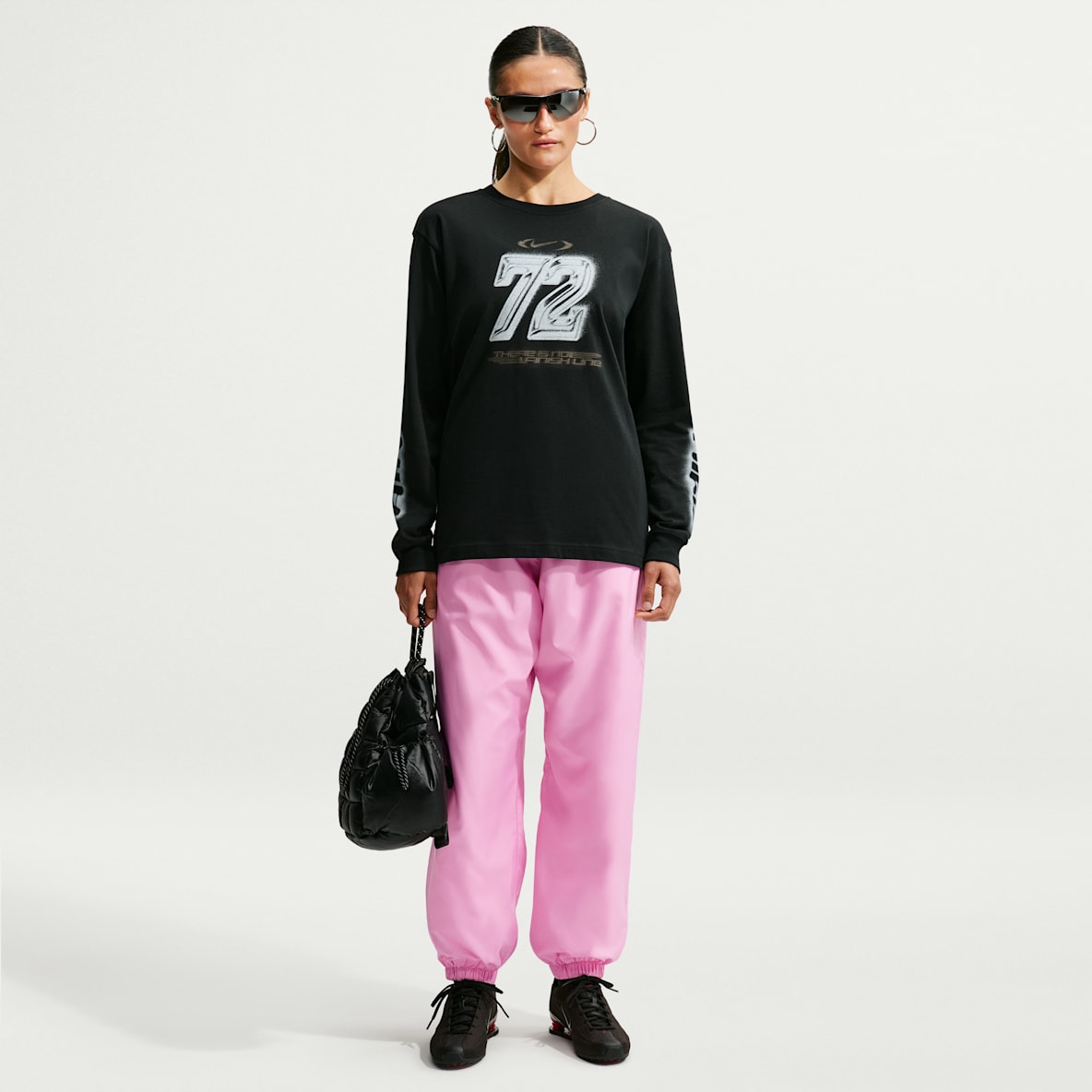 Nike Sportswear Joggers UV de tiro medio holgados para mujer