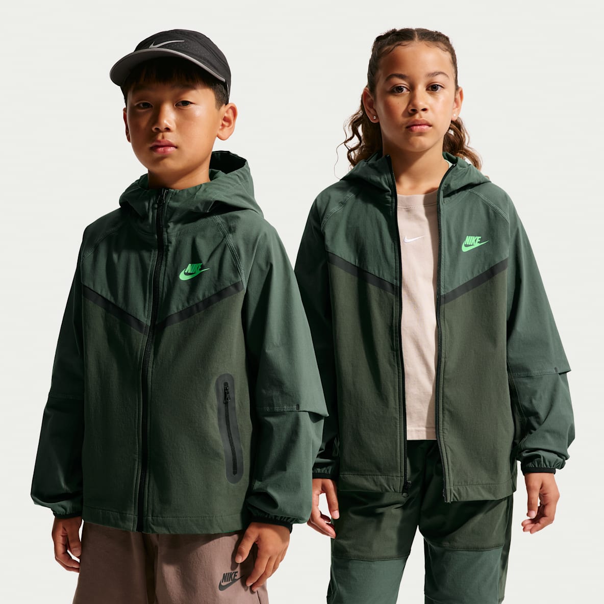 Nike Tech Older Kids' (Boys') Woven Jacket