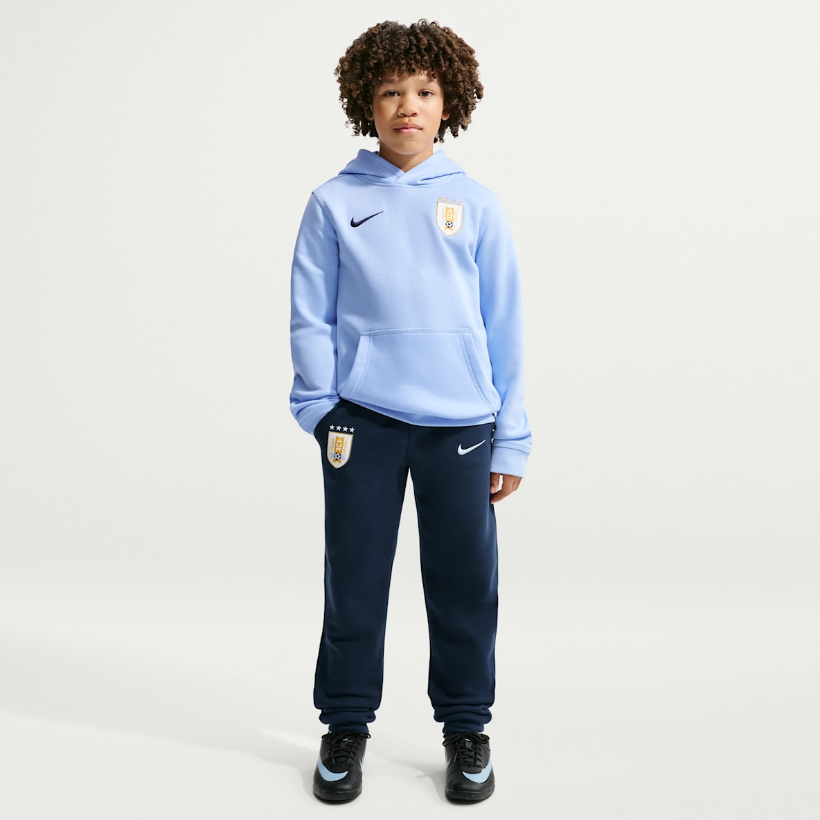 Uruguay Club Fleece Joggers de fútbol Nike para niños talla grande