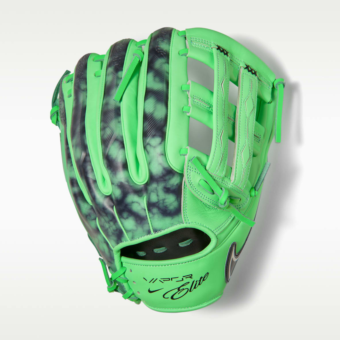 Nike Vapor Elite "Ronald Acuña Jr." Baseball H-Web Fielding Glove - Right-Hand Throw