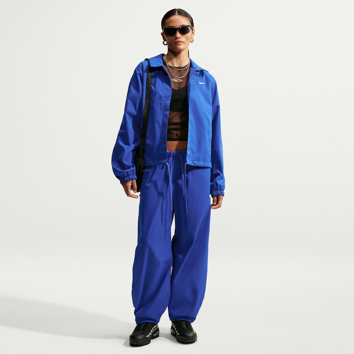 Nike Sportswear Women's Loose Mid-Rise Barrel Pants