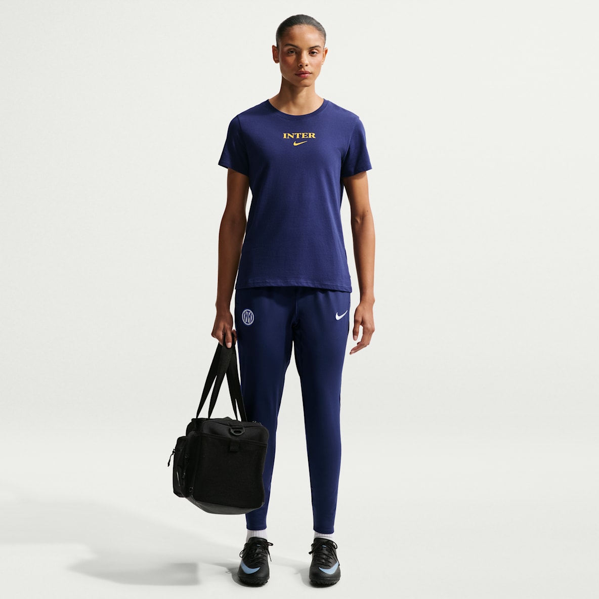 Inter Milan Strike Nike Dri-FIT Örgü Kadın Futbol Eşofman Altı