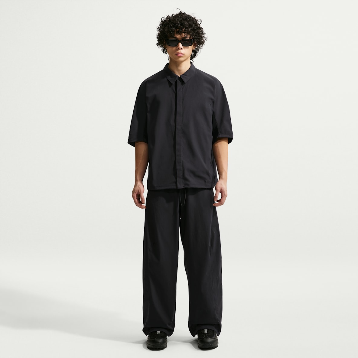 Nike Tech Helios Men's Dri-FIT Trousers