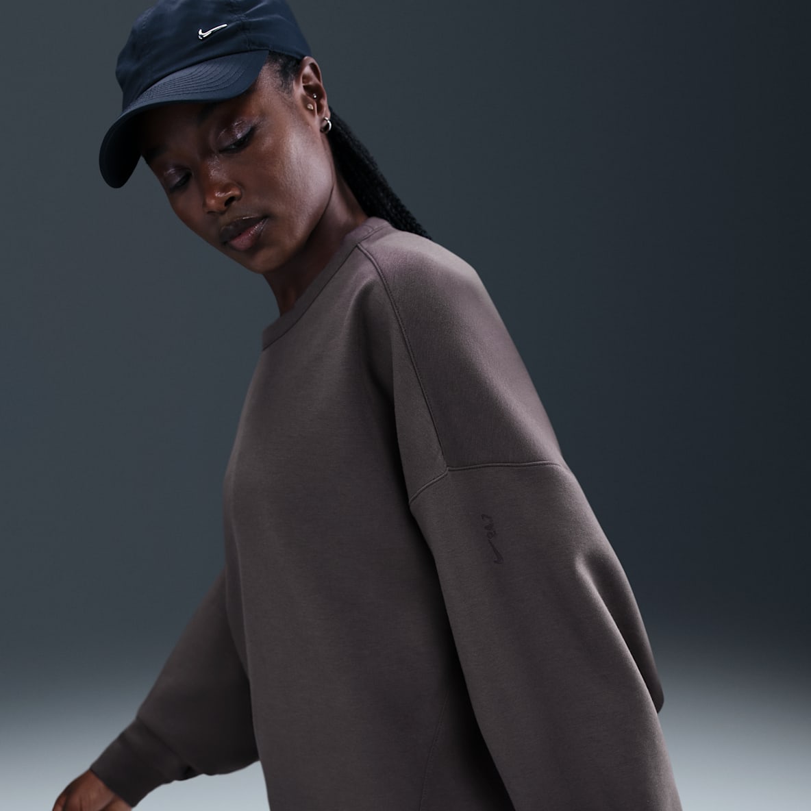 Nike 24.7 ImpossiblySoft Women's Dri-FIT Oversized Crew-Neck Top