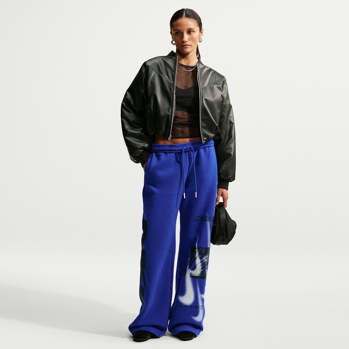 Nike Studio Fleece Medium Weight Women's Oversized High-Rise Straight-Leg Graphic Pants