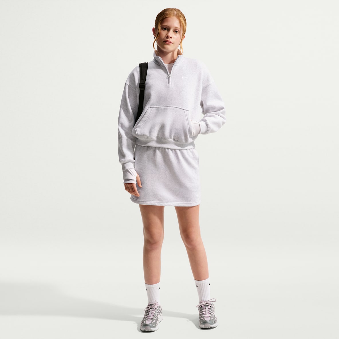 Nike Sportswear Studio Fleece Kjol i sweatshirttyg för ungdom (tjejer)