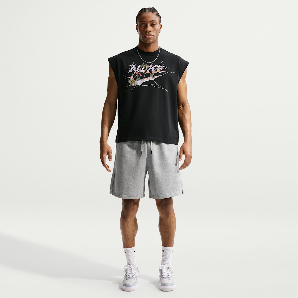 Nike Standard Issue Men's Therma-FIT 8" Brushed Fleece Basketball Shorts