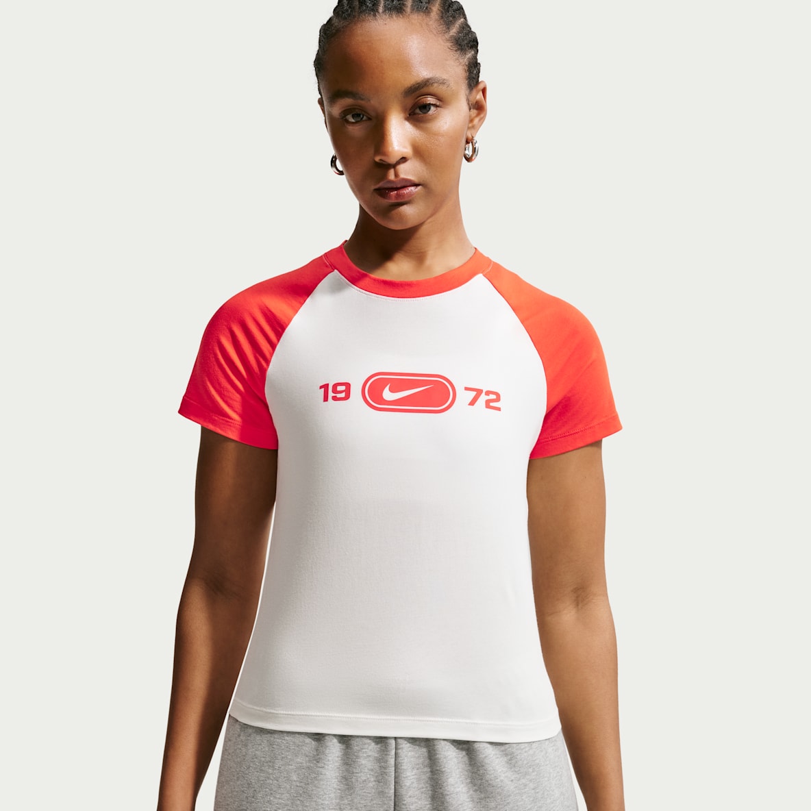 Nike Sportswear Chill Knit Women's Slim Graphic T-Shirt