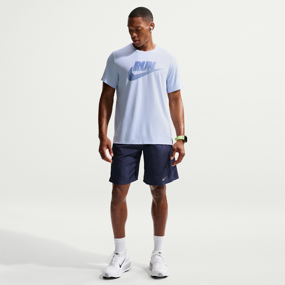 Nike Miler Dri-FIT Laufshorts ohne Futter für Herren (ca. 23 cm)