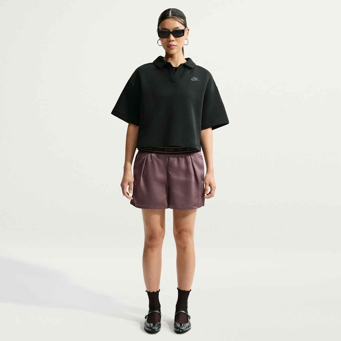 나이키 스포츠웨어 여성 루즈 핏 미드라이즈 새틴 쇼츠