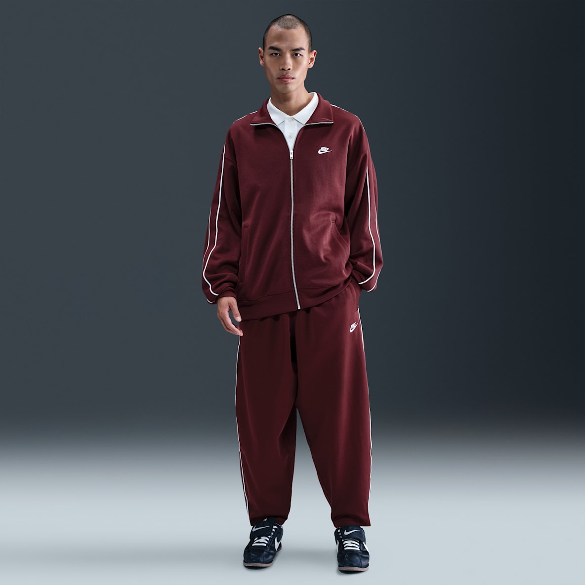 Nike Sportswear Club Men's Oversized Knit Track Pants